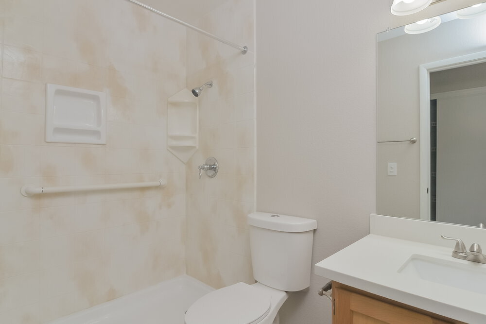 Building Photo - 406 Aloha Dr