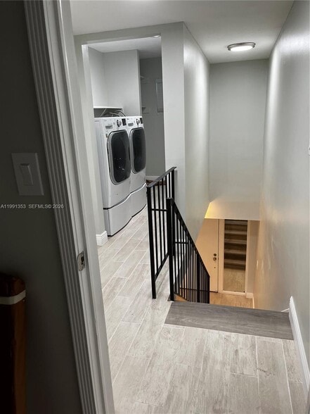 Building Photo - 210 NW 87th Ave