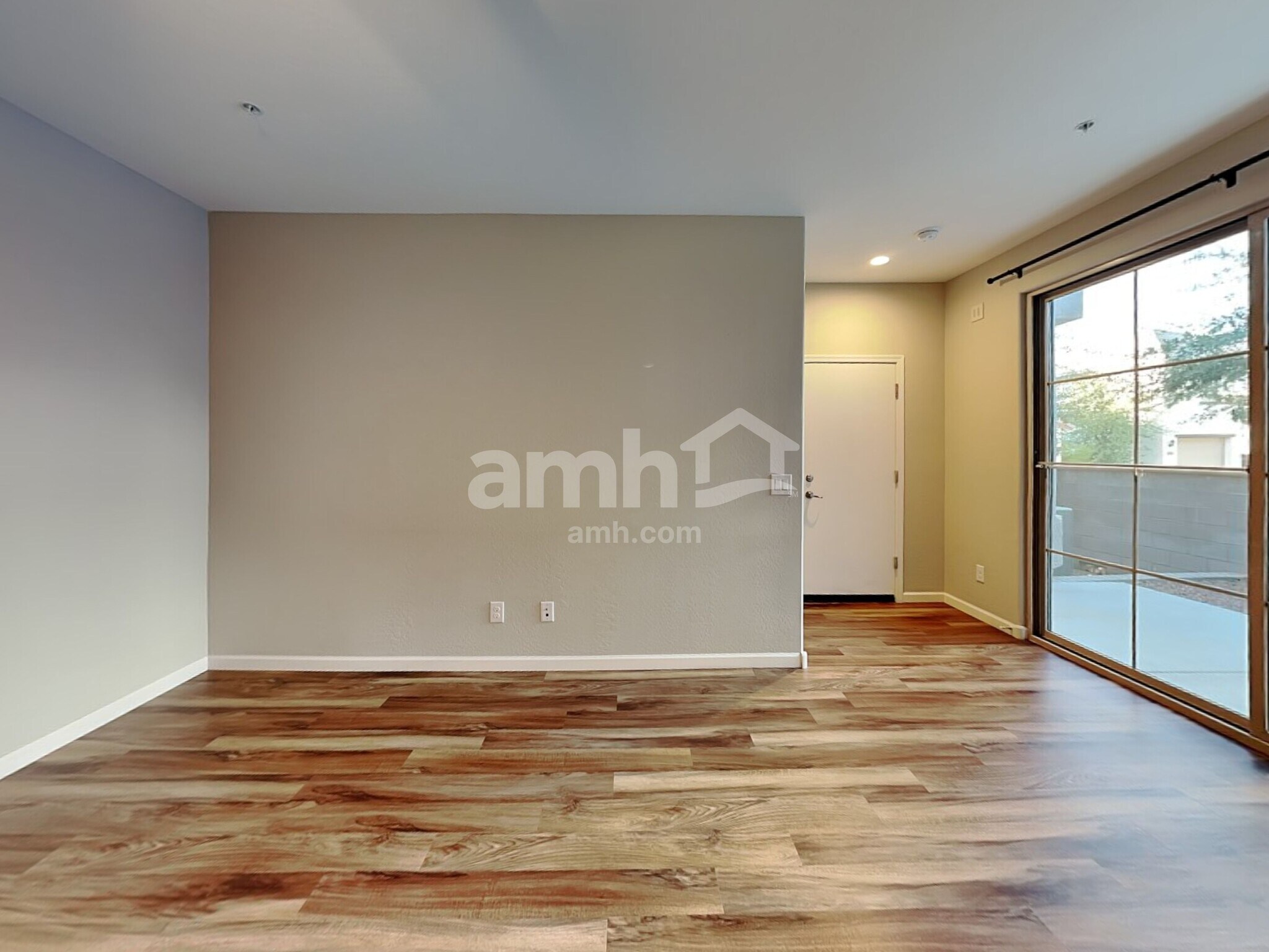 Building Photo - 20715 W Stone Hill Rd