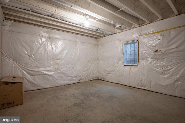 Building Photo - 13071 Haddonfield Ln