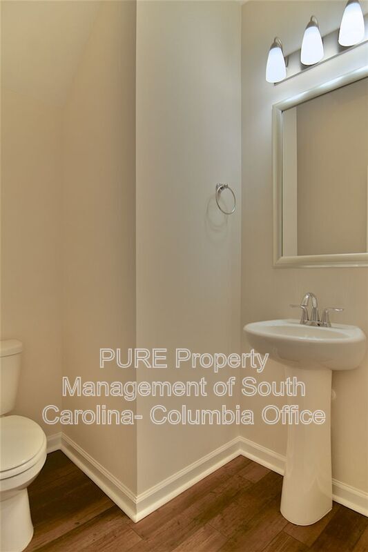 Building Photo - 215 Northwood St