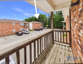 Building Photo - 281 Foxworth Dr