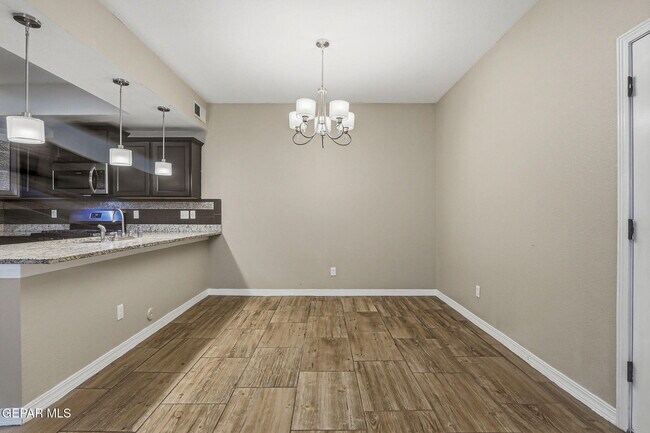 Building Photo - 717 HC Gilbert Minjares Dr