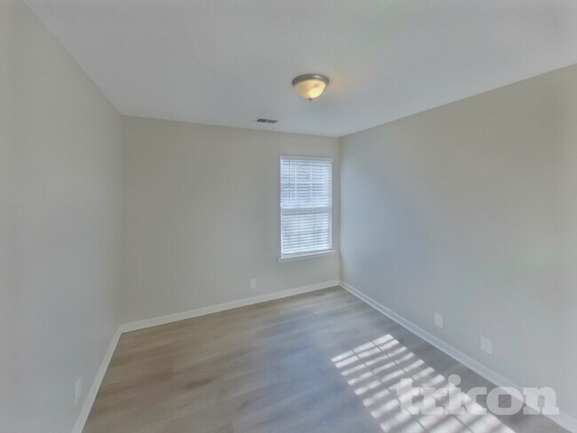 Building Photo - 1110 Nahanee Ct