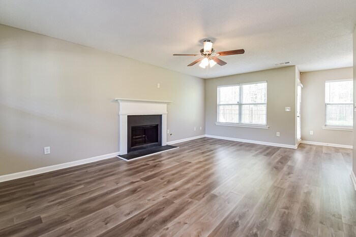 Building Photo - 5144 Meadows Lake Dr