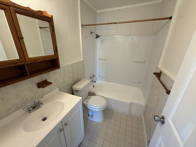 Building Photo - 8035 Chapp Ave