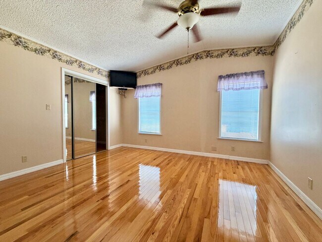 Building Photo - Large and Spacious Home with Multiple Out-buildings!