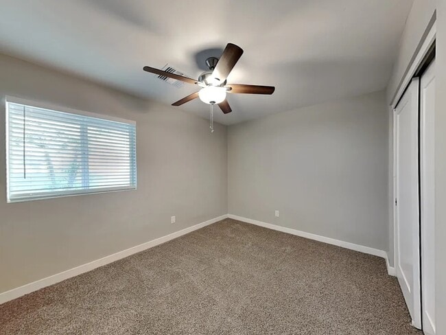 Building Photo - 1211 W Elna Rae St