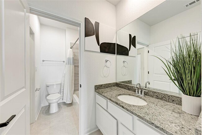 Building Photo - 5028 Olimpico Wy