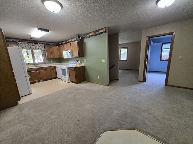 Building Photo - 5038 W Elm Ct