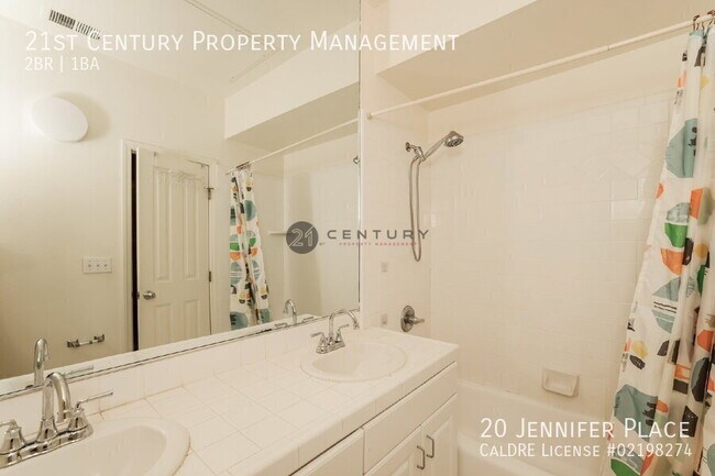 Building Photo - 20 Jennifer Pl