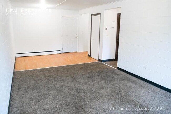 Building Photo - 63 Harvey Pl