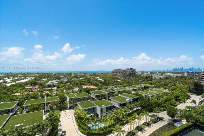 Building Photo - 360 Ocean Dr