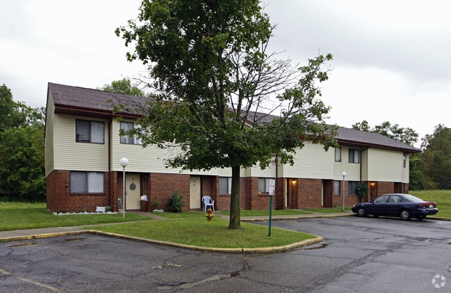 Building Photo - Newark Townhomes - HUD Housing