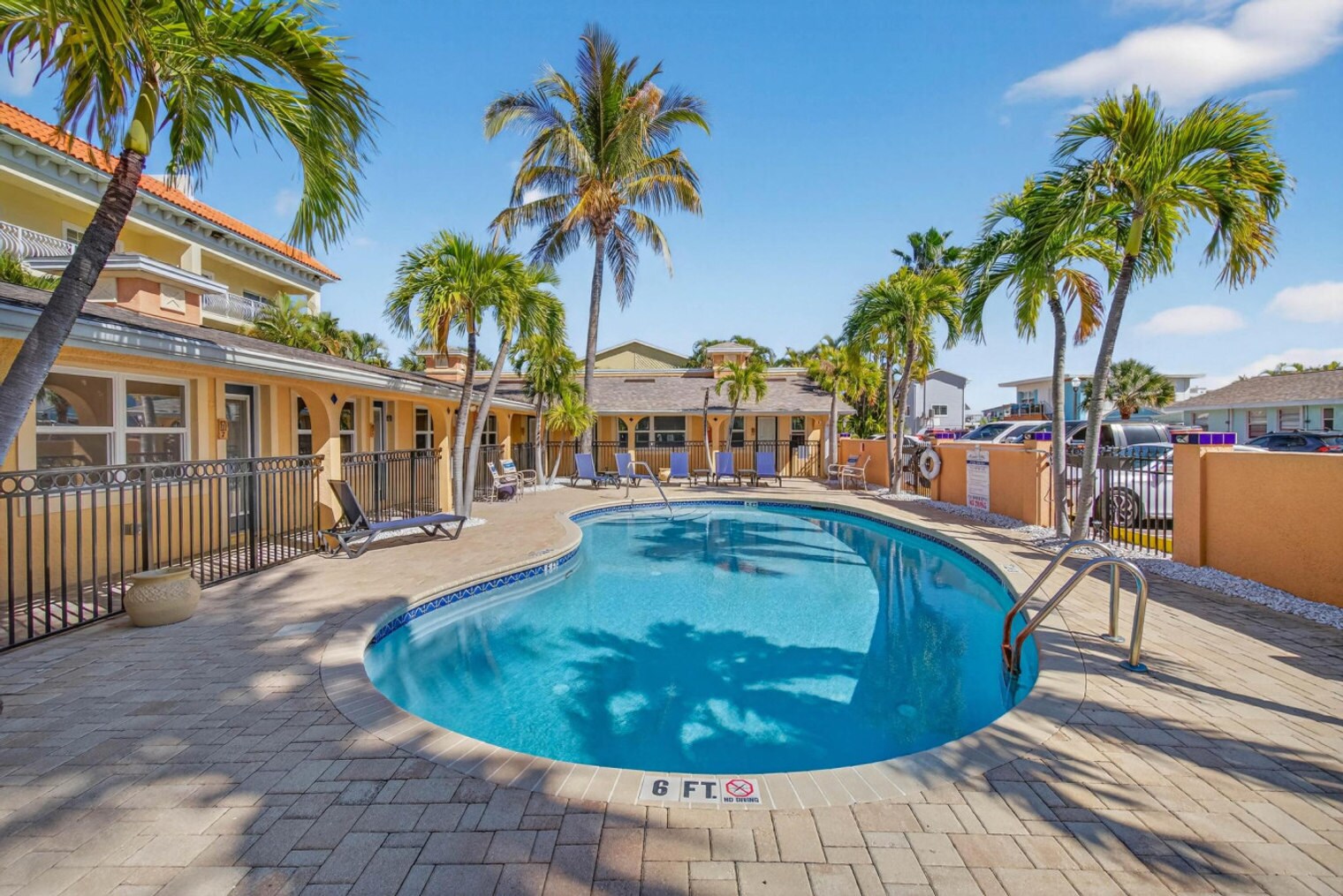 Building Photo - 17505 Gulf Blvd