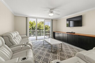 Building Photo - 3580 S Ocean Blvd