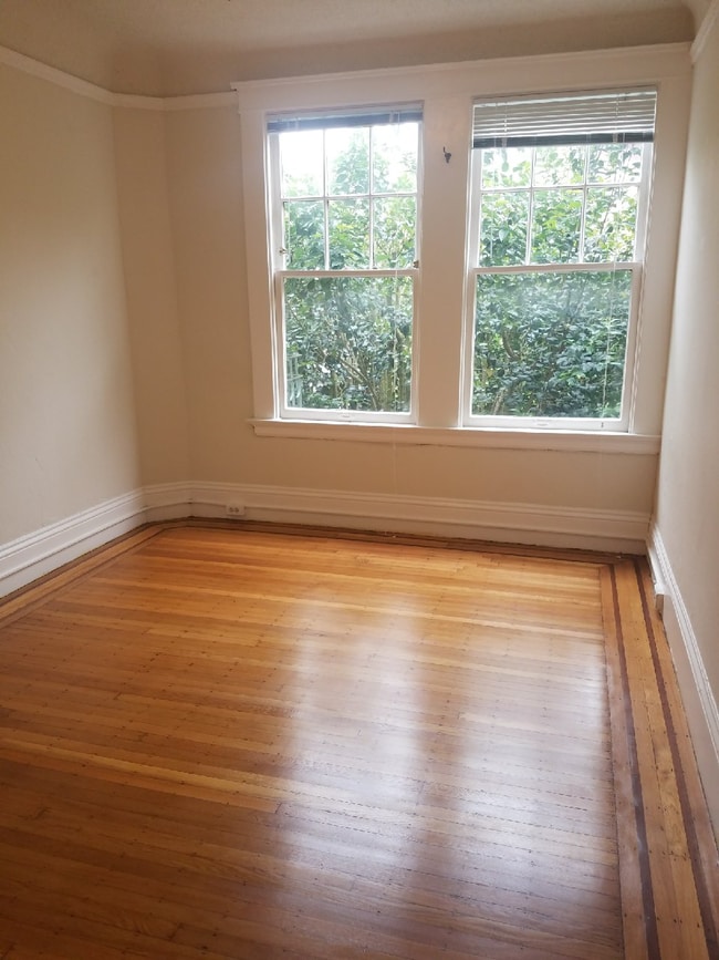 Building Photo - 1849 Page St