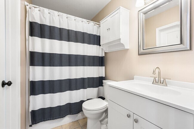 Building Photo - 24 S Bulfinch St