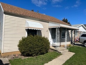 Building Photo - 27107 Seyburn Ave