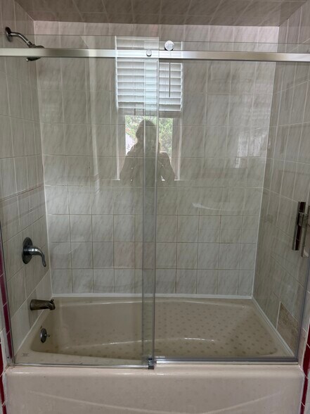 Building Photo - 353 Millburn Ave