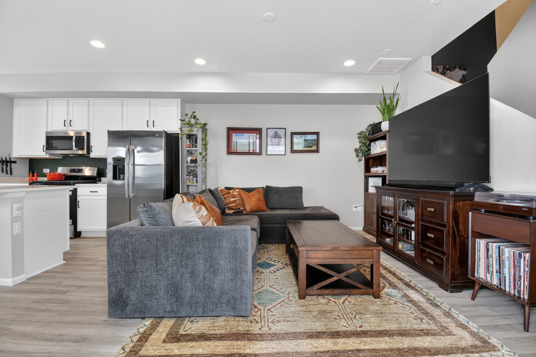 Building Photo - 5350 Routt Ct