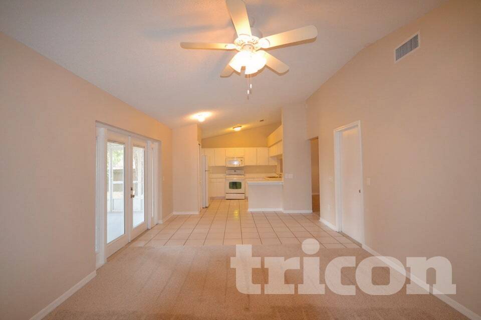 Building Photo - 1817 Landside Dr