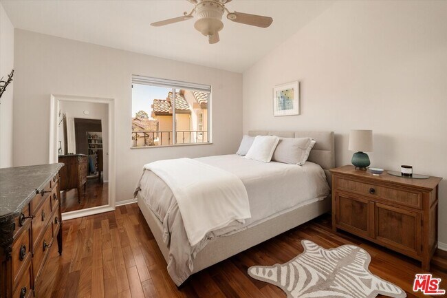 Building Photo - 1256 Cravens Ln