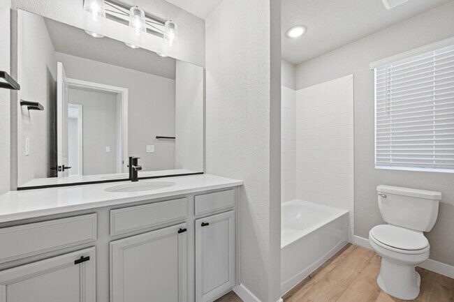 Building Photo - $2,340.95, 3 bed, 2.5 bath located in Colorado Springs with a fenced back yard