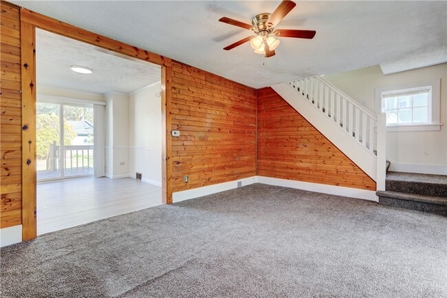 Building Photo - 304 Zuber Rd