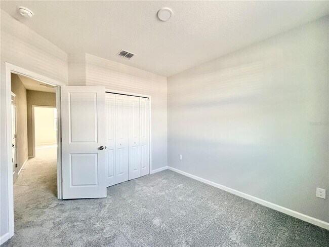 Building Photo - 15481 Bay Brg St