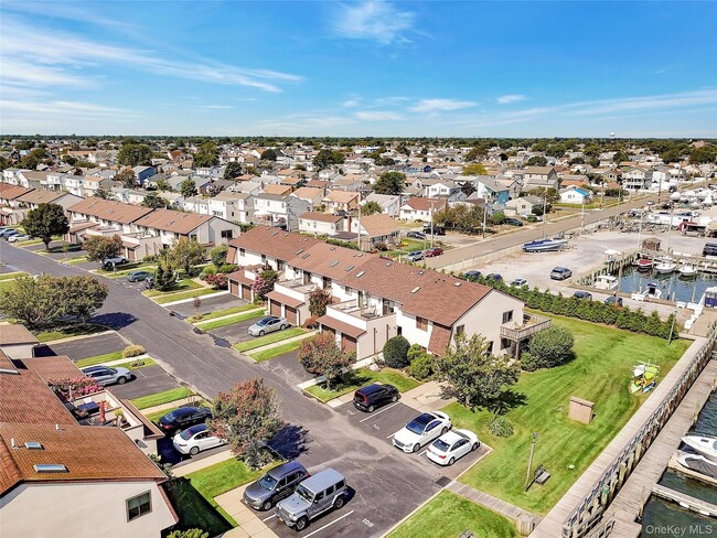 Building Photo - 1 Anchorage Way