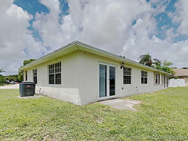 Building Photo - 10315 Boynton Pl Cir