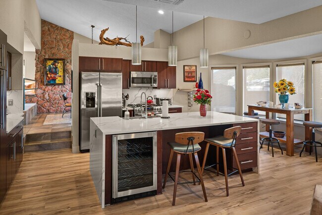 Building Photo - 55 Wild Horse Mesa Dr