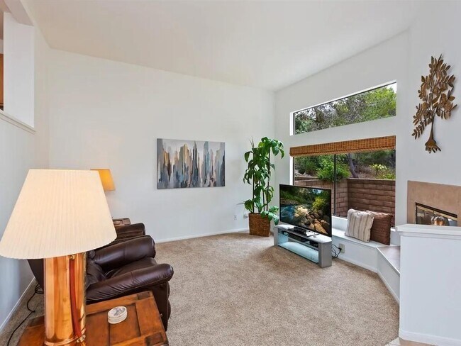 Building Photo - 2527 Woodlands Way