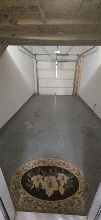 Building Photo - 232 Valley Xing