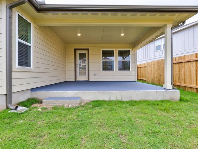 Building Photo - 108 Greenspire Ln