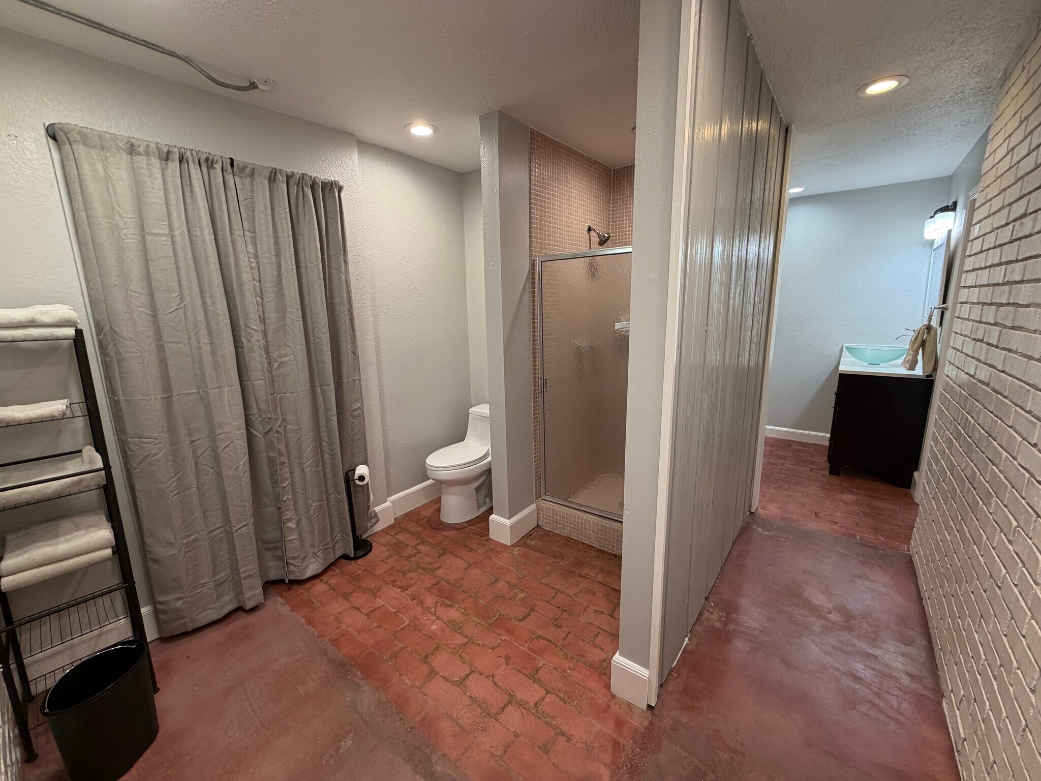 Building Photo - 12609 Cowboy Ln