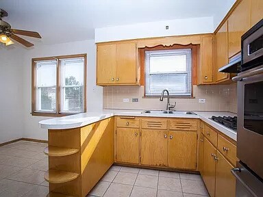 Building Photo - 8729 N Wisner St