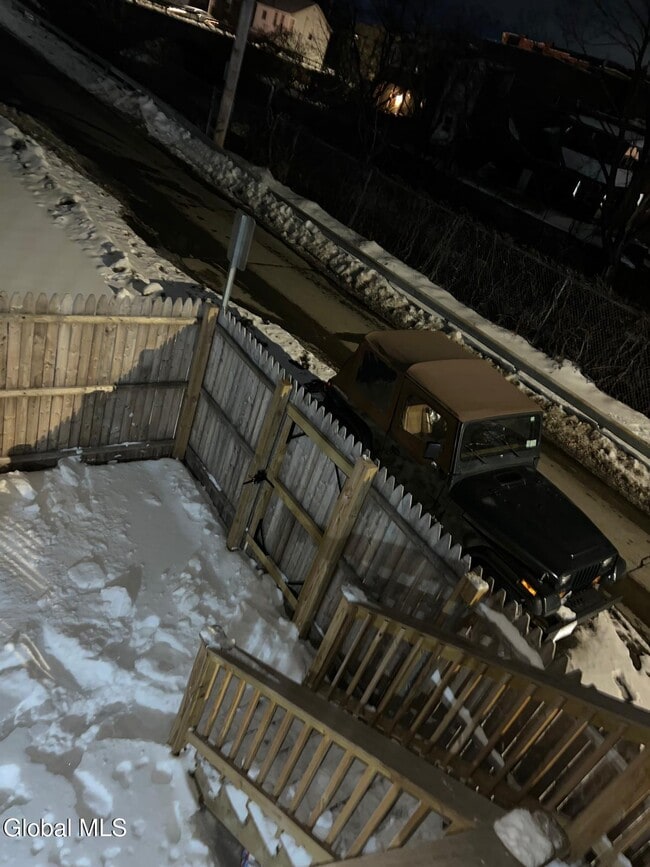 Building Photo - 351 4th St