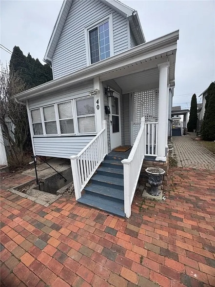 Primary Photo - 40 Braddock St