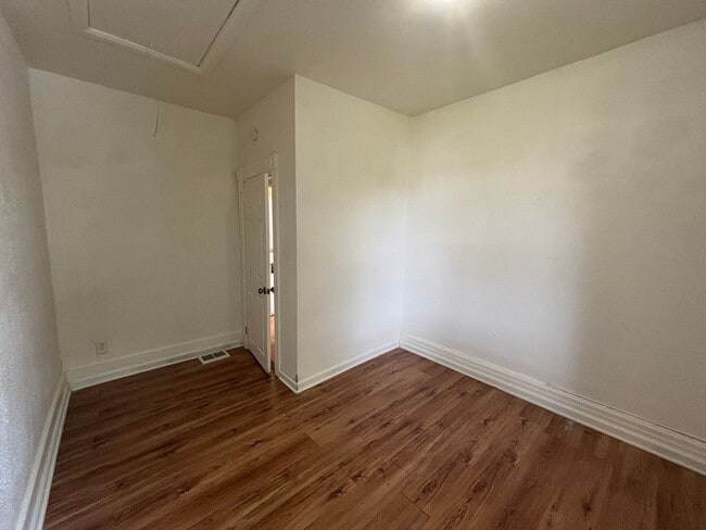 Building Photo - Use Your Tax Return For This Sweetheart of a Deal! Spacious rooms, updated mechanicals, and conve...