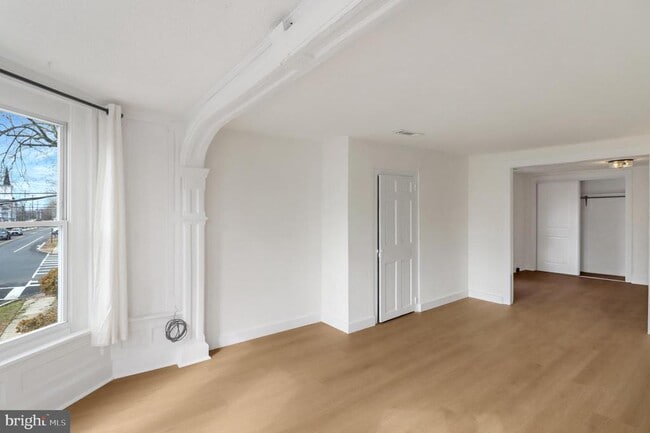 Building Photo - 24369 W Main St