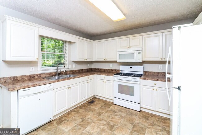 Building Photo - 24 Garner Farm Dr
