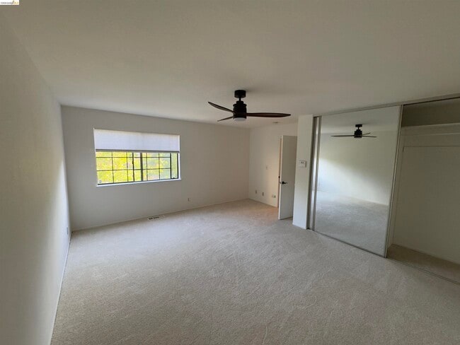 Building Photo - 3152 Heather Ridge Dr