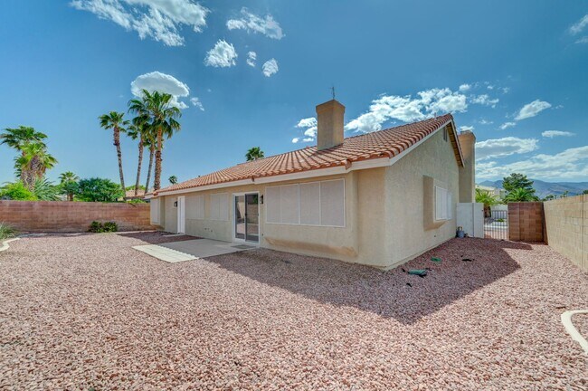 Building Photo - Remodeled Single Story, 4 Bedroom Home in Desert Shores