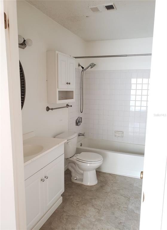 Building Photo - 8728 Mallard Reserve Dr