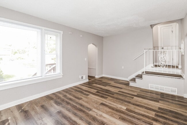 Building Photo - 3943 N 40th St