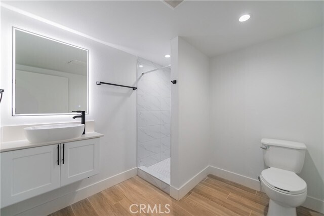 Building Photo - 1596 W 36th St