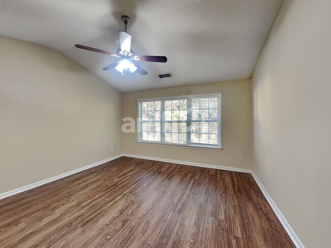 Building Photo - 3202 Davenport Park Ln