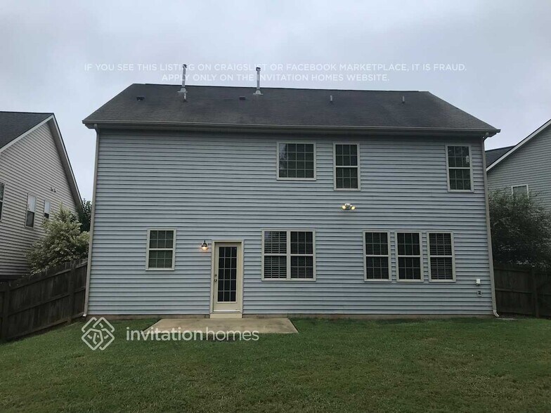 Building Photo - 20 W Smoketree Ct